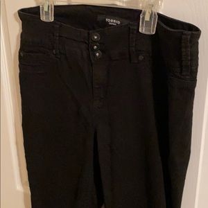14S Torrid black jeggings